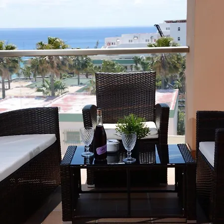 Apartmán Esquinzo Pool & *